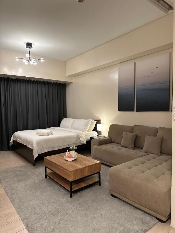 81 Newport Condominium Cluster 5 3A By Rechelle Nunag Pasay Extérieur photo