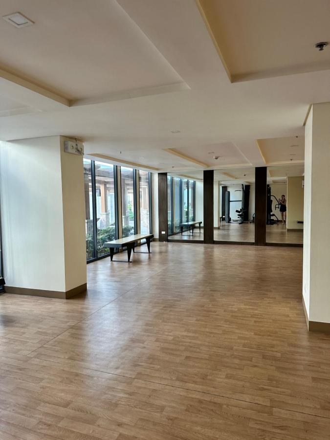 81 Newport Condominium Cluster 5 3A By Rechelle Nunag Pasay Extérieur photo
